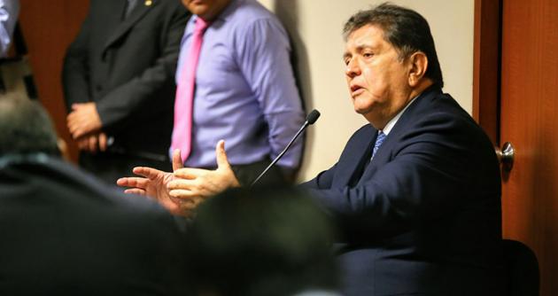 Perú: Alan García pide asilo en la embajada de Uruguay