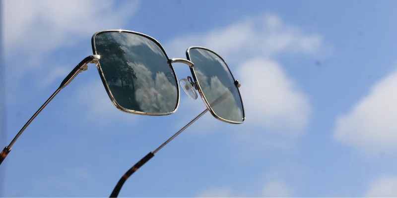 Expertos advierten sobre los peligros de los rayos UV sin protección ocular