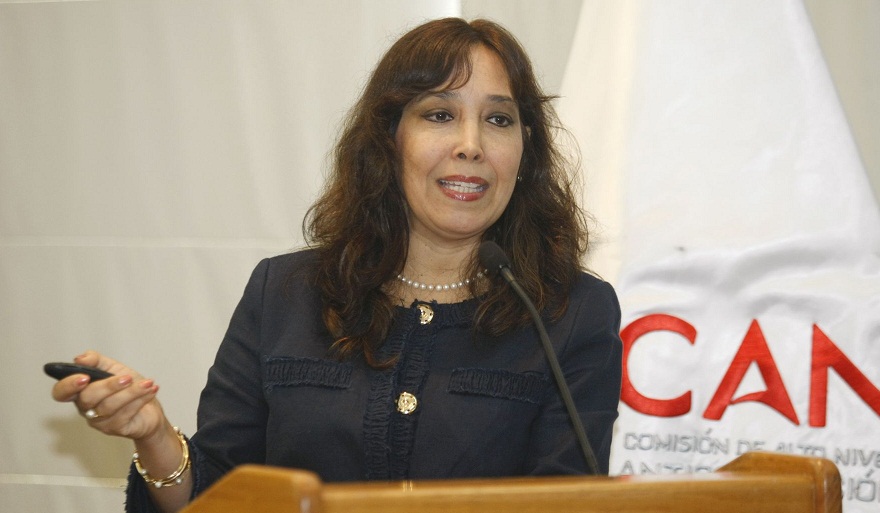 Buena iniciativa, la coordinadora de la CAN, Susana Silva, anunció que policías encubiertos intervendrán en las regiones e instituciones que tengan indicios de corrupción.
