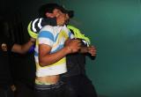 El presunto agresor Julio Cesar Carrera Aranda de 20 años fue conducido a la fuerza a la Comisaría 21 de Abril.