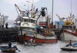 Mil 500 pescadores artesanales paralizarán sus labores a partir de mañana.
