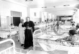 “Muchos Arzobispos se van y otros vienen, pero la Iglesia permanece”.