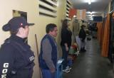 Desde chips telefónicos hasta un cuchillo fueron incautados en la requisa que se realizó hoy en la madrugada en el penal de Cambio Puente.