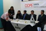 Momentos en que se realiza el sorteo para la ubicación de los partidos políticos en la cédula de sufragio.
