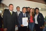 El electo alcalde de Nuevo Chimbote, Valentín Fernández, estuvo a punto de ser estafado por una banda de delincuentes.