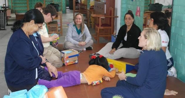 Vivos ejemplos de amor, sacrificio, lucha y entrega nos dan las mujeres