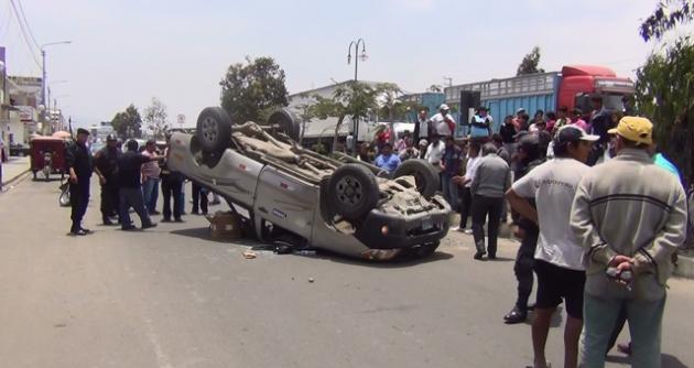 Aparatoso accidente en el cono sur felizmente no dejó heridos.