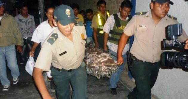 Evelin de 28 años fue maniatada por el homicida.