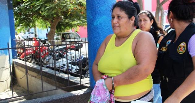 Rosario Beatriz Cotrina Rosales "Coja Charo" tiene dos requisitorias en su contra por Tráfico Ilícito de Drogas y en las próximas horas será recluida en el penal de Cambio Puente.