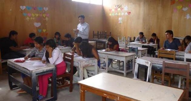 Deberán estudiar en aulas prefabricada por obra paralizada.