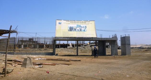 Esta es una de las obras observada por la Contraloría en Áncash, como muchas otras quedó inconclusa en la gestión del cuestionado César Álvarez. Foto: chimbotenlinea