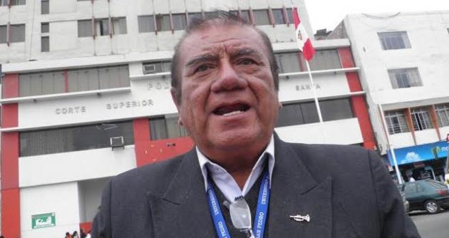El compositor Daniel Cortez asegura que no le pidieron autorización para el uso de su tema "A Chimbote".