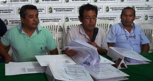Funcionarios de la comuna sureña anuncian acciones legales contra el abogado Luis Arroyo.