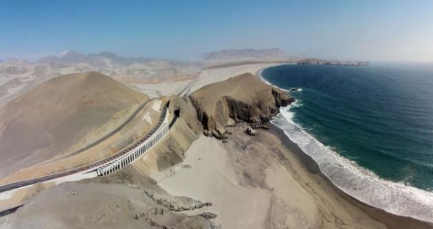 En el 2015 el gobierno central entregará 2,600 kilómetros de carreteras. (Foto Andina)