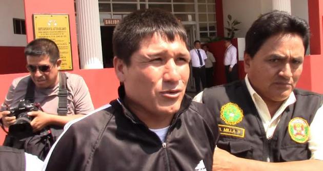 Edwin Fajardo "Chelele" fue trasladado hoy a Lima. Él deberá responder por su nivel de participación en el asesinato de Ezequiel Nolasco. (Foto: Chimbotenlinea.com)