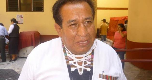 Director de la Unidad de Gestión Educativa Local Ugel Santa, Félix Aguirre Espinoza.