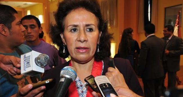 La fiscal superior Nancy Moreno,anunció la revisión de 320 casos por corrupción en el GRA, entre los que está comprendida la denuncia contra los compadres del presidente regional.