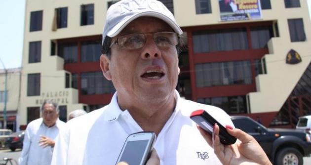 Hospital le da plazo para que retorne a su puesto de trabajo y regularice situación.