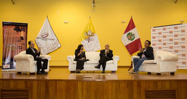 Presentación de libro fue organizado por Uladech y Radio Santo Domingo.