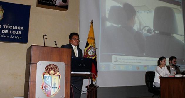 El comunicador chimbotano Manuel Chiroque, fue expositor en un congreso realizado en la Universidad de Loja (Ecuador).