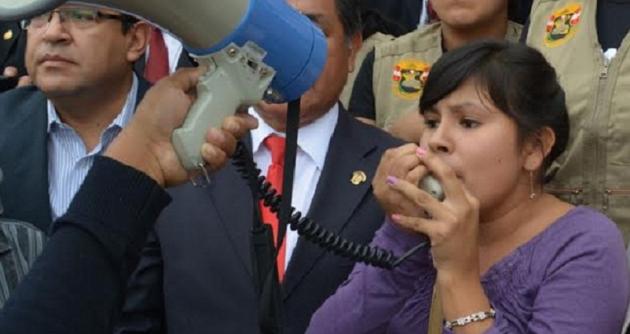 Hugo Tapia, presidente de Rema, no ve con buenos ojos la postulación como consejera regional, de Fiorela Nolasco. (Foto Chimbotenlinea.com)