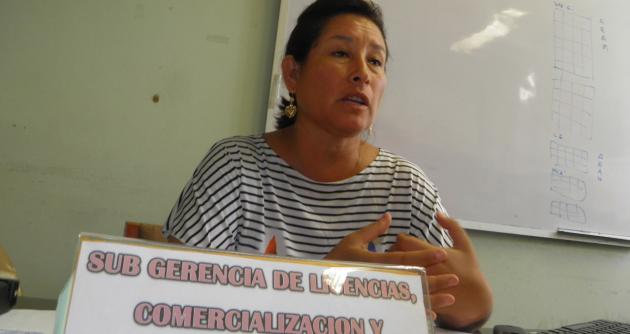 Funcionaria dice que su esposo, gerente de la comuna, no tienen nada que ver en su designación en subgerencia.