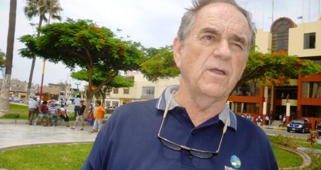 Nunca tuvo temor para denunciar la venta de droga en Chimbote, hoy por cuestiones de salud es párroco en el apacible distrito Cáceres del Perú (Jimbe).