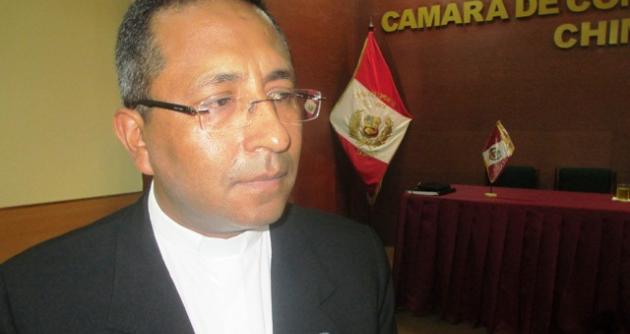 Padre Manuel Manrique Figueroa, superior de los Padres Oblatos de San José.