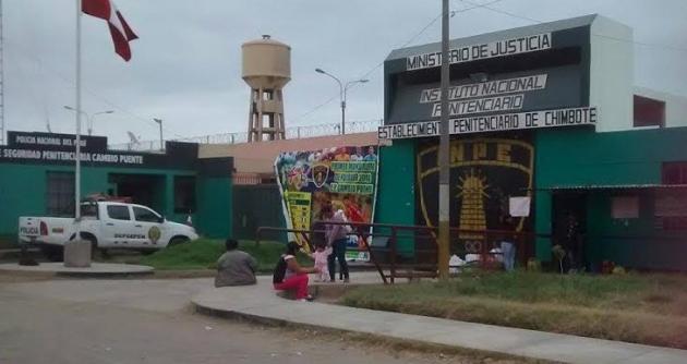 Hasta 25 años de cárcel podrían recibir las personas que intenten ingresar objetos prohibidos al penal.
