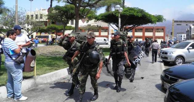 De los 600 policías que llegaron, solo han quedado 250 en Chimbote