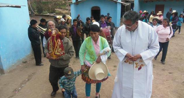 "La naturaleza misionera de la Iglesia no es proselitista, sino testimonio de vida que ilumina el camino".