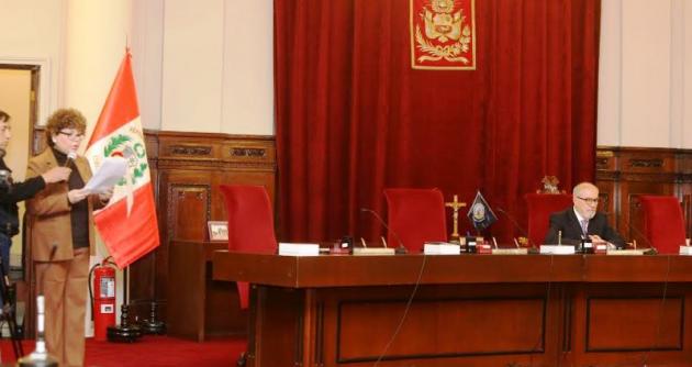 Momentos en que la Sala Permanente de la Corte Suprema emite el fallo que favorece a Victoria Espinoza.