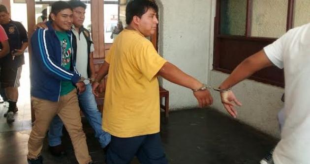 Los peligrosos delincuentes conocidos como "los sanguinarios del 2 de Mayo" fueron trasladados a la carceleta judicial.