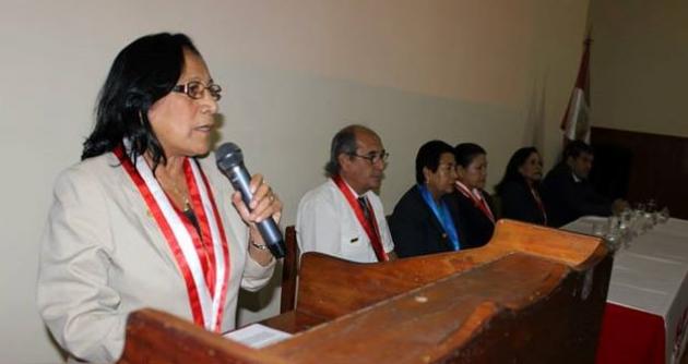 Dra. América Odar Rosario, rectora de la Universidad Nacional del Santa.