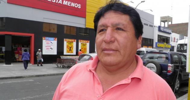 Secretario general del Sindicato de Trabajadores del Hospital La Caleta, Manuel Leyva Ferrer.