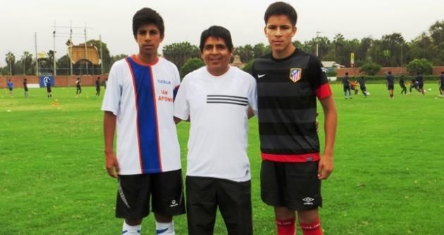 Walter Soto con Junior Vara y Ronaldo Sosa en Lima.