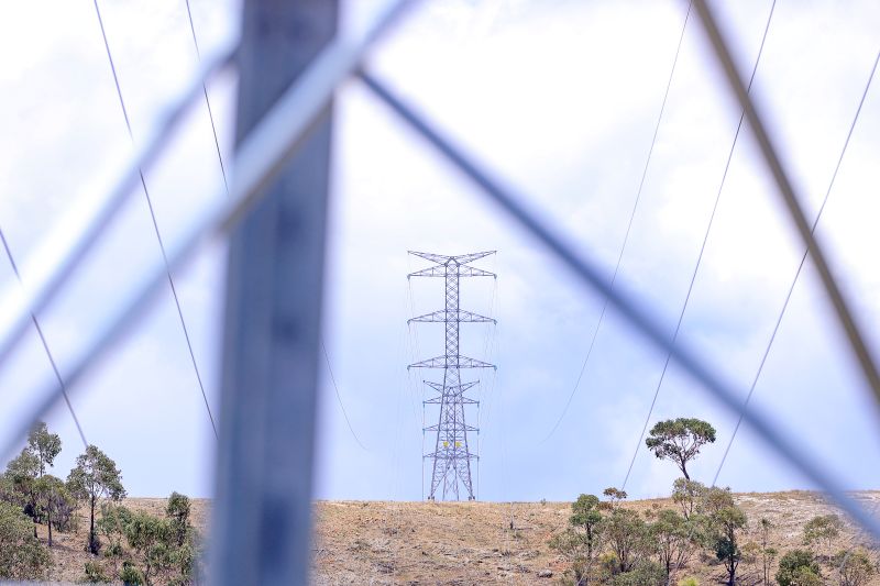 Seis empresas califican para competir por proyectos de transmisión eléctrica por US$ 252 millones