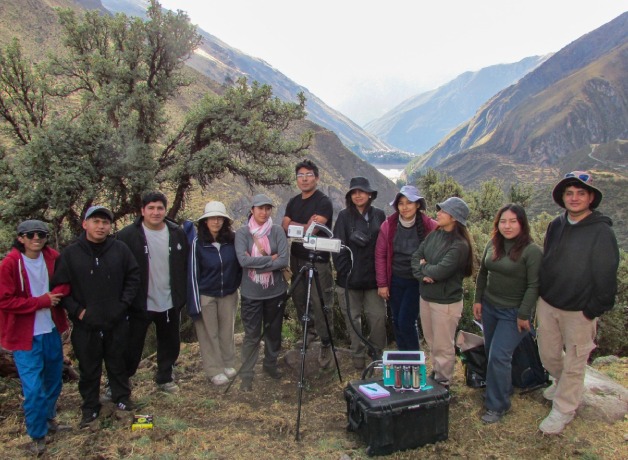 Vallejianos logran reconocimiento Renacyt por investigación sobre Lomas Costeras