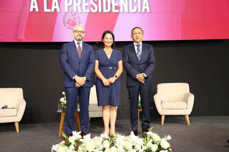 Candidata Keiko Fujimori plantea eliminar trabas burocráticas y fortalecer el sector privado