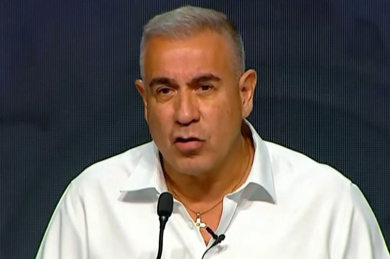 Debate presidencial: Wolfgang Grozo plantea reforma y modernización de la Policía