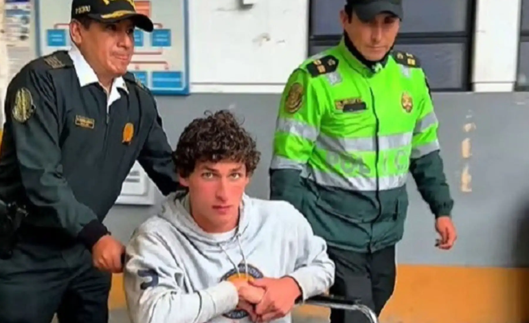 PNP rescata a turista estadounidense tras accidente durante trekking en Cordillera Blanca