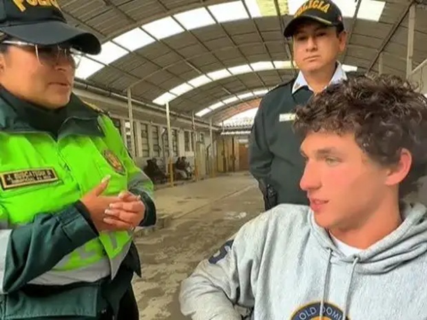 PNP rescata a turista estadounidense tras accidente durante trekking en Cordillera Blanca