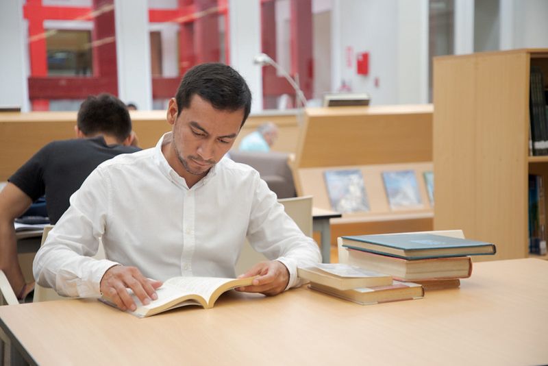 Peruanos podrán estudiar posgrado en universidades de Quebec con exoneración de tasas académicas