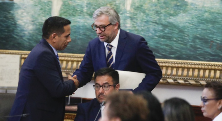 Piero Corvetto niega "graves irregularidades" durante elecciones y asegura que fue "un error puntual"