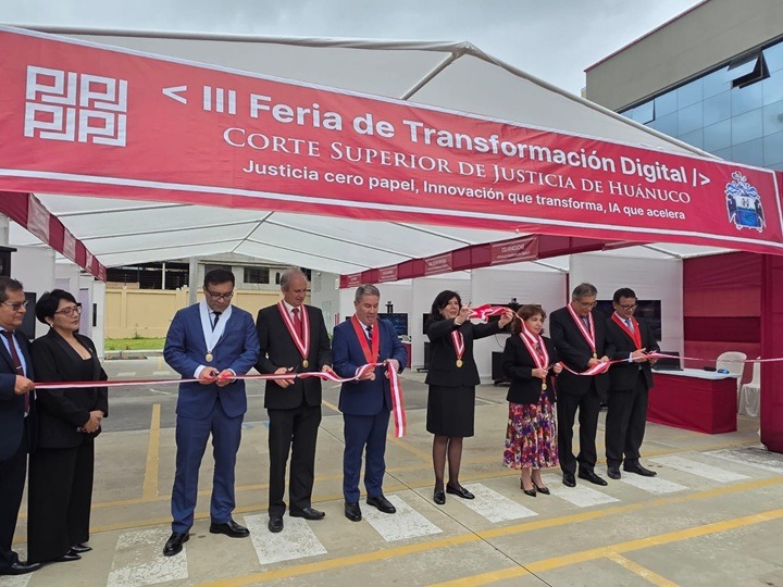 Corte del Santa presenta innovaciones con IA en la III Feria de Transformación Digital Judicial