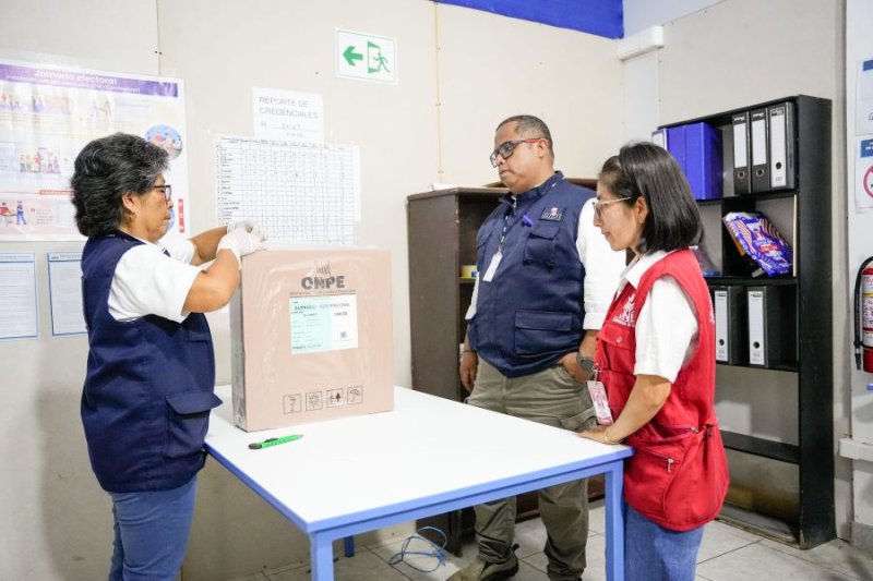 ODPE Huarmey verifica material electoral para Elecciones Generales 2026
