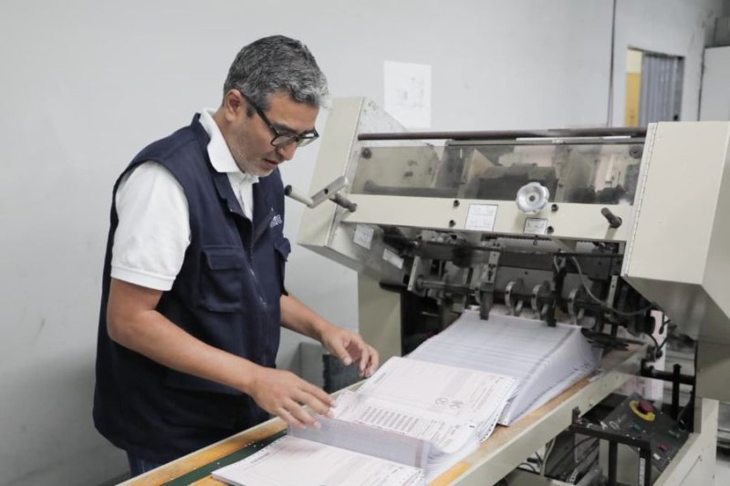 ONPE comenzó impresión de más de 92 mil actas electorales