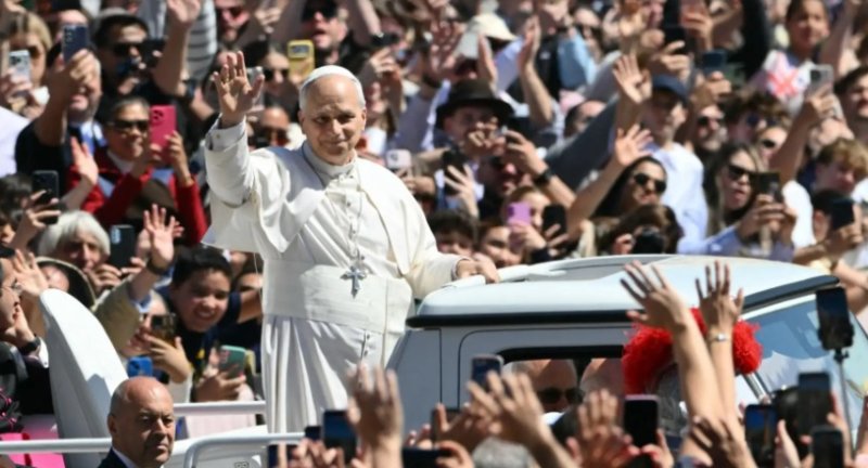 Perú recibirá a un Papa peruano y conocedor de la realidad nacional, destacan