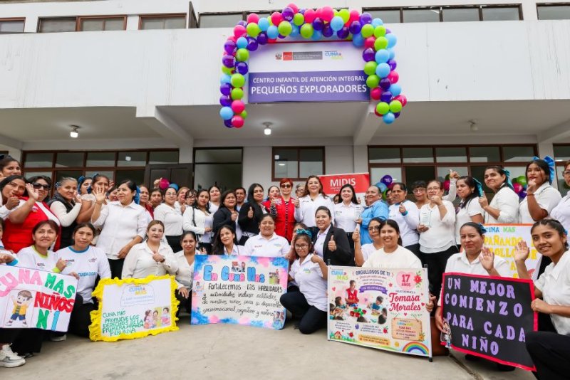 Voluntarias de Cuna Más fueron reconocidas por más de 15 años al cuidado de la primera infancia