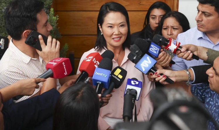 Keiko Fujimori llama a la paciencia y serenidad para esperar resultados electorales